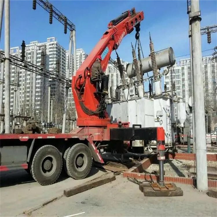 西区矩形风管吊装